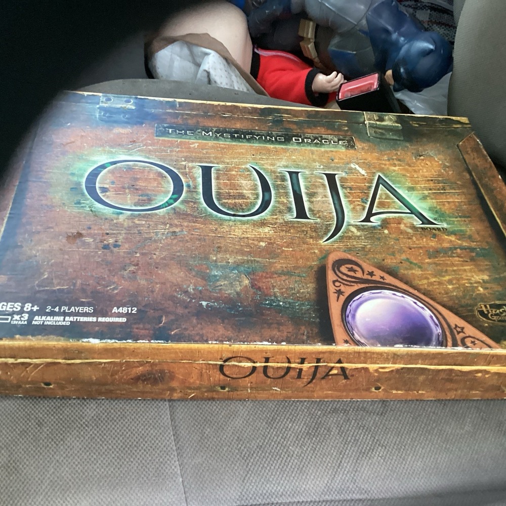 OUIJA The Mystifying Oracle Board Game HASBRO Electronic Lighted Planchette 2013